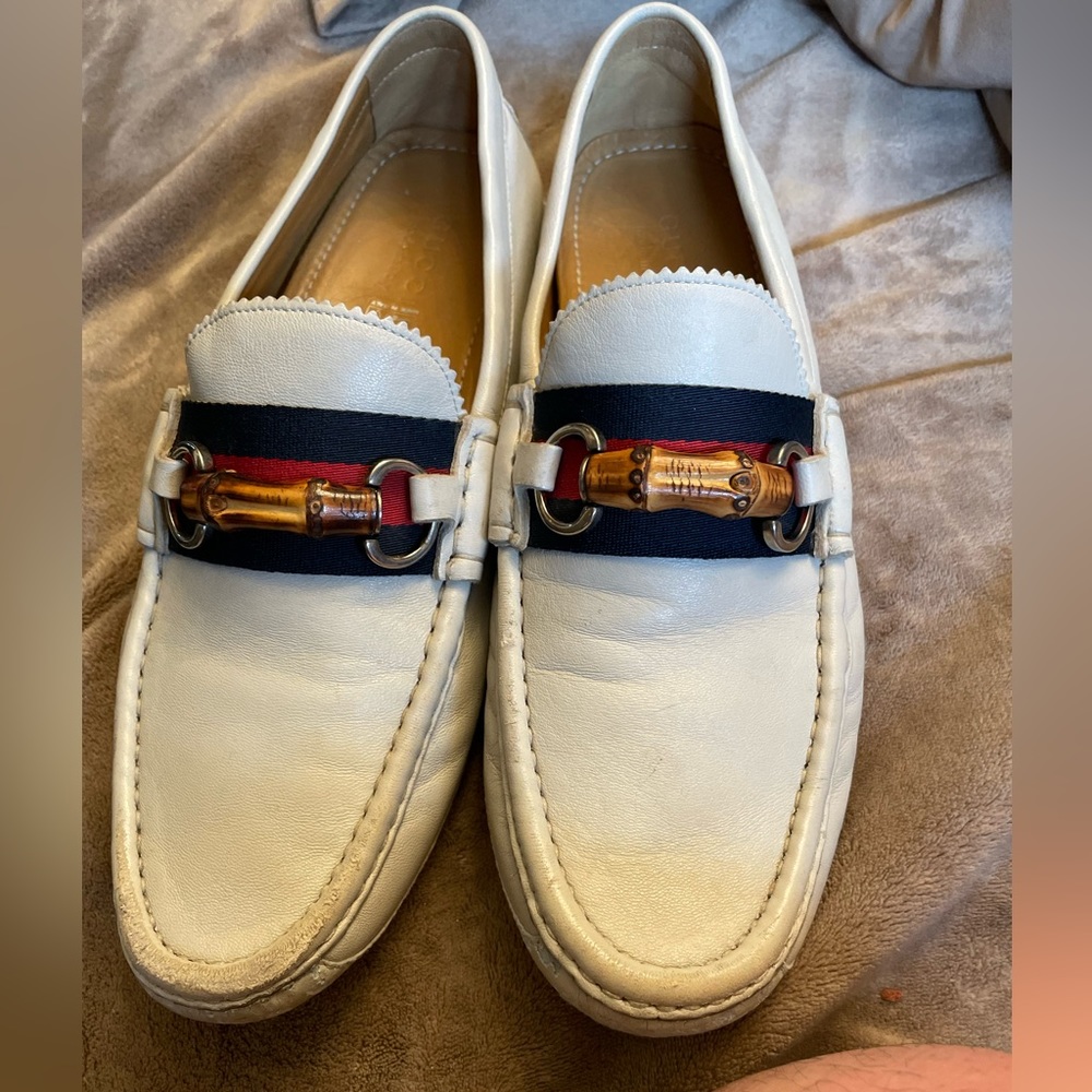 Damaged been loved lamb skin cherry Gucci bamboo driving loafers size 9.5 Gucci